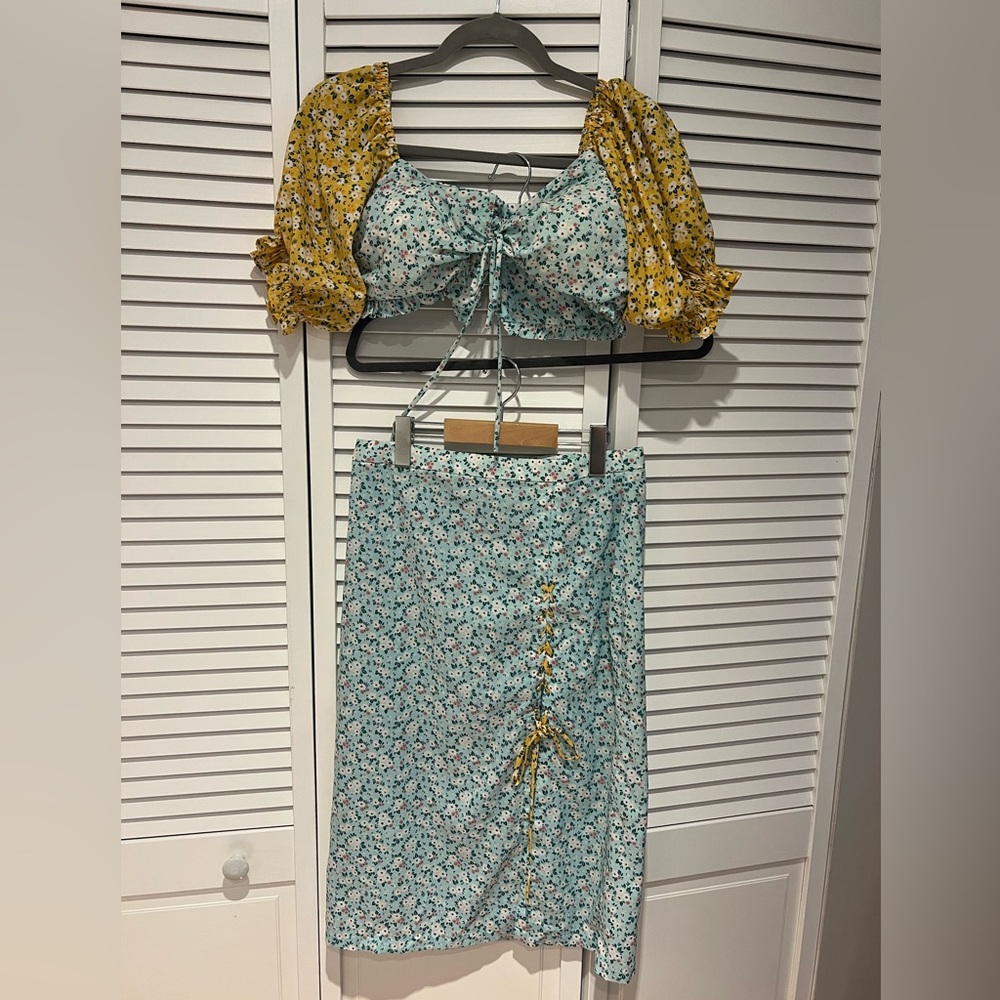 Elegant Floral Skirt Set with Yellow and Blue Accents